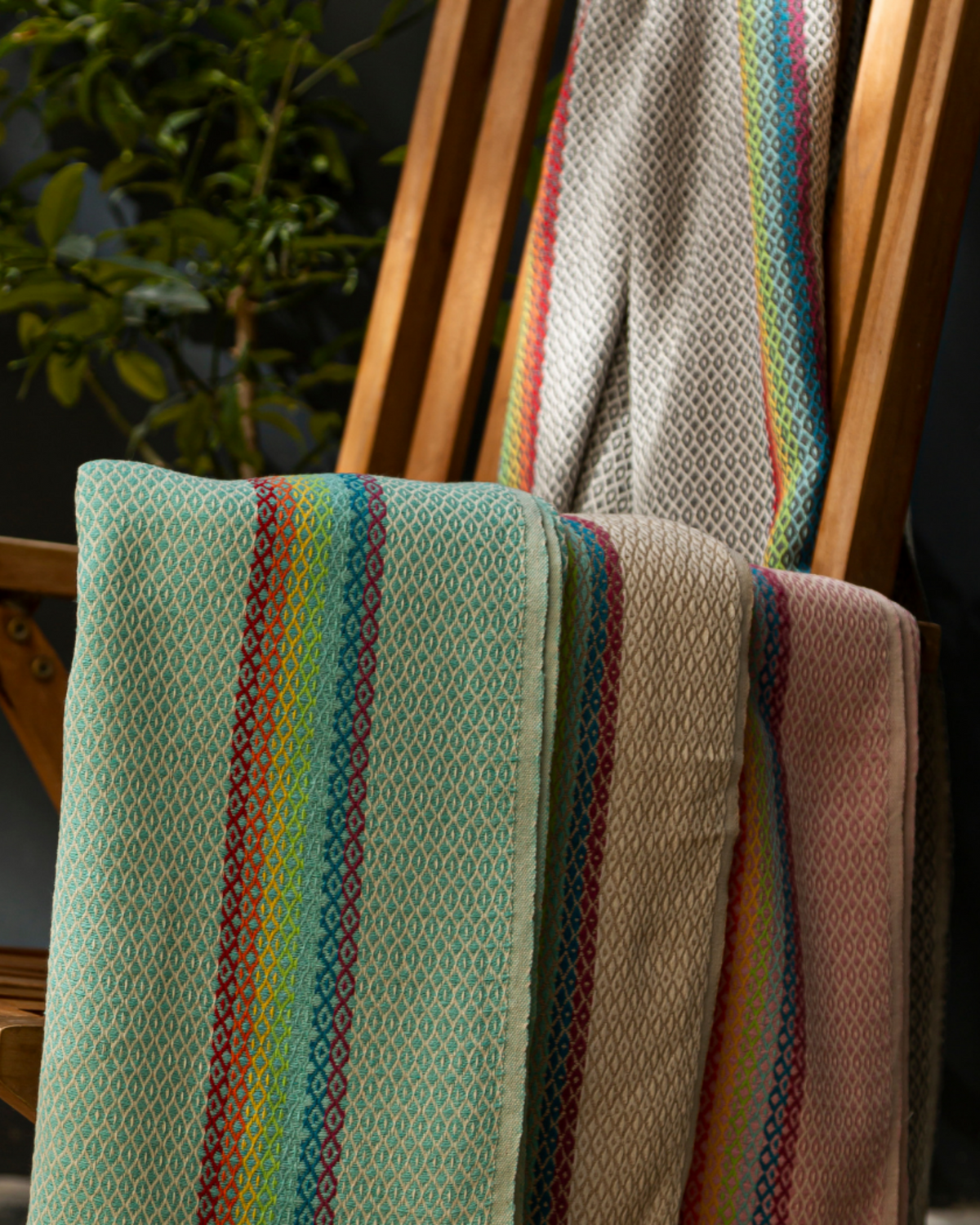 Rosa Samimi Hamamtuch aus 100% Baumwolle im Rainbow-Design